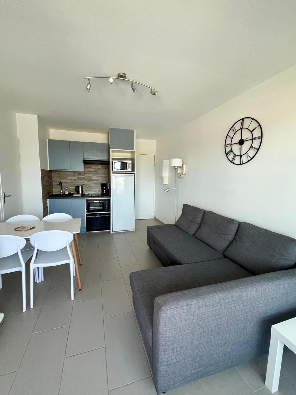 Appartement Vue Mer Et Marina, Loggia - Parking Courseulles-sur-Mer Luaran gambar